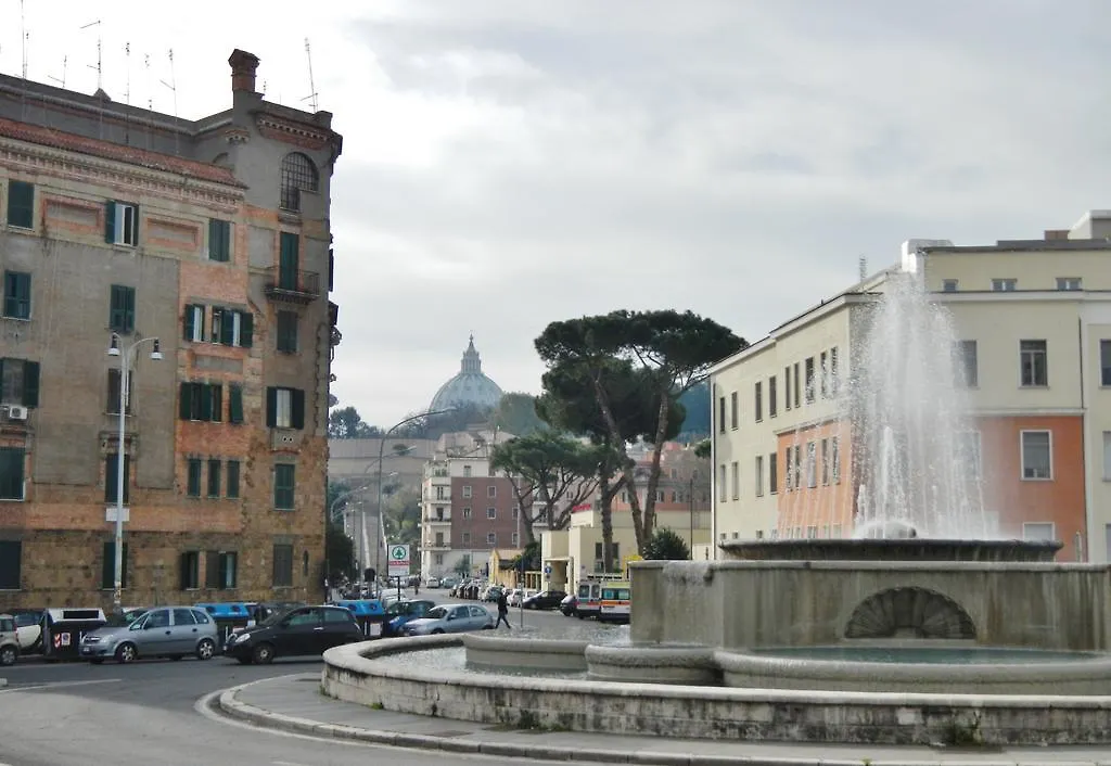 Guesthouse Pop Rom 2*,  Italien